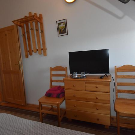 Kavarna Lucie S Ubytovanim Horní Těrlicko Exterior foto